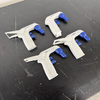Eppendorf Easypet 3 Pipet Controllers - Quantity 4 image 0